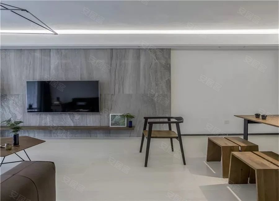 电视墙是大面积的大理石,壁挂电视机,简洁的电视墙也显得时尚而大气.