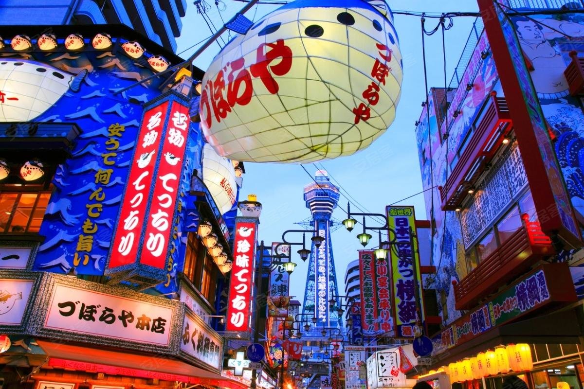 大阪市中心的北部区域商业地段(西梅田,茶屋町