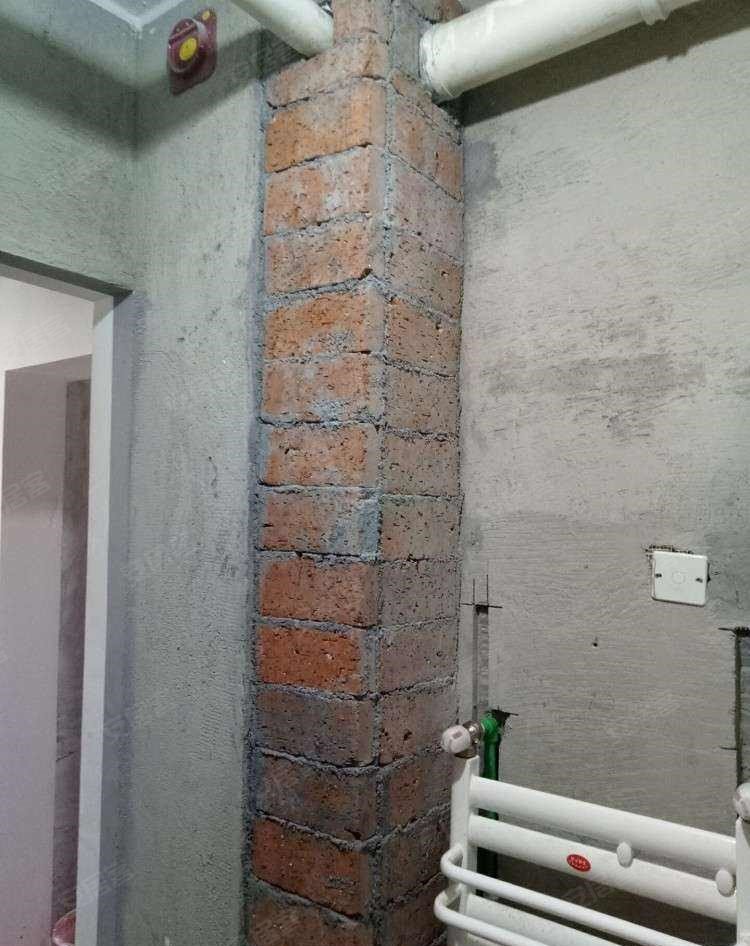 包排水管到底要不要植筋你光问我也没用具体得看用得哪种方式